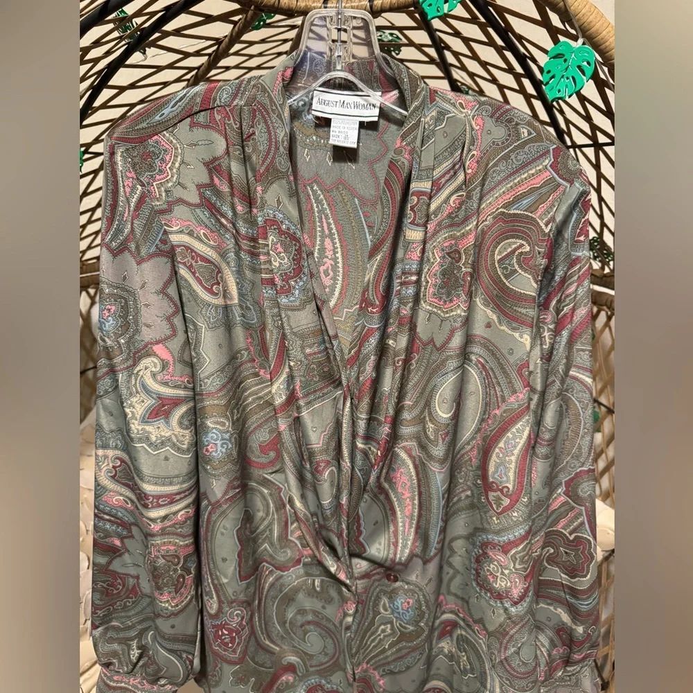 August Max Women paisley blouse